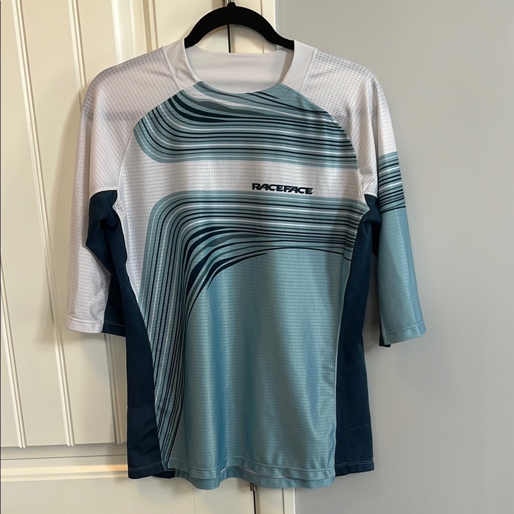 Raceface Khyber Blue and White Bike Shirt M